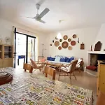 Il Bouganville Nyaraló